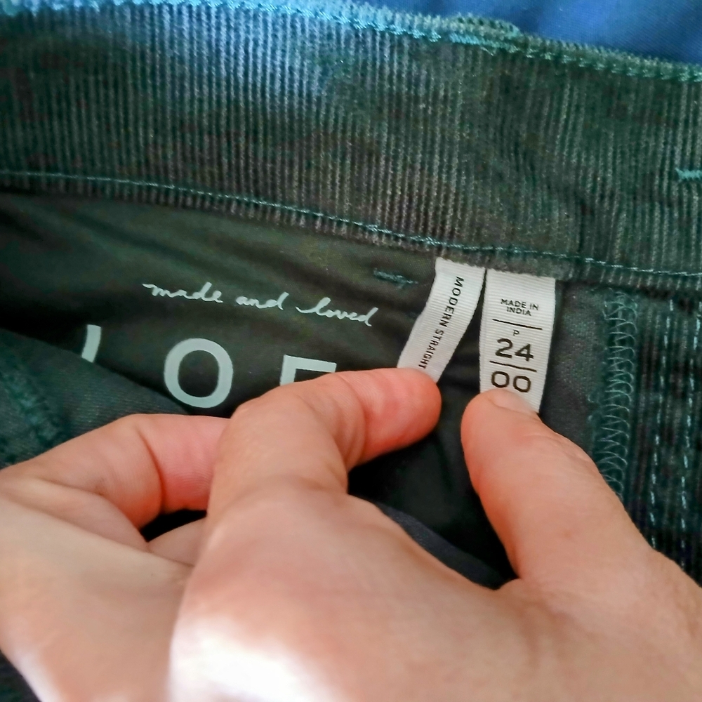Women's size double zero olive green corduroy pants Loft